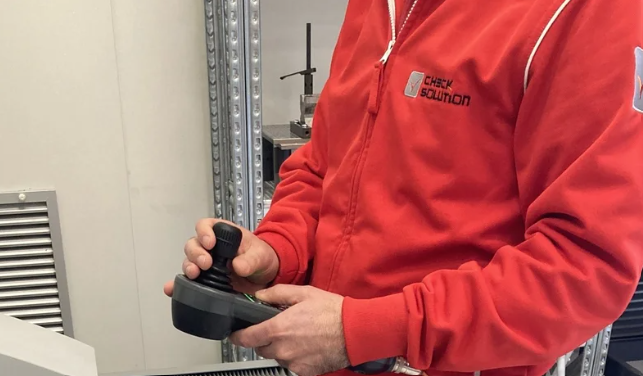 CONTROLLI IN LABORATORIO